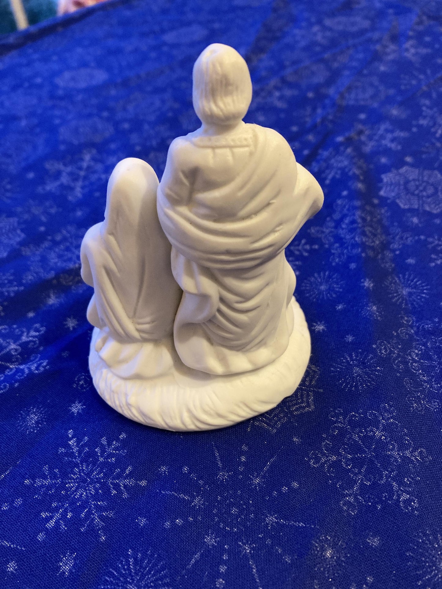 Vintage Nativity Statue, Porcelain, 4 inches