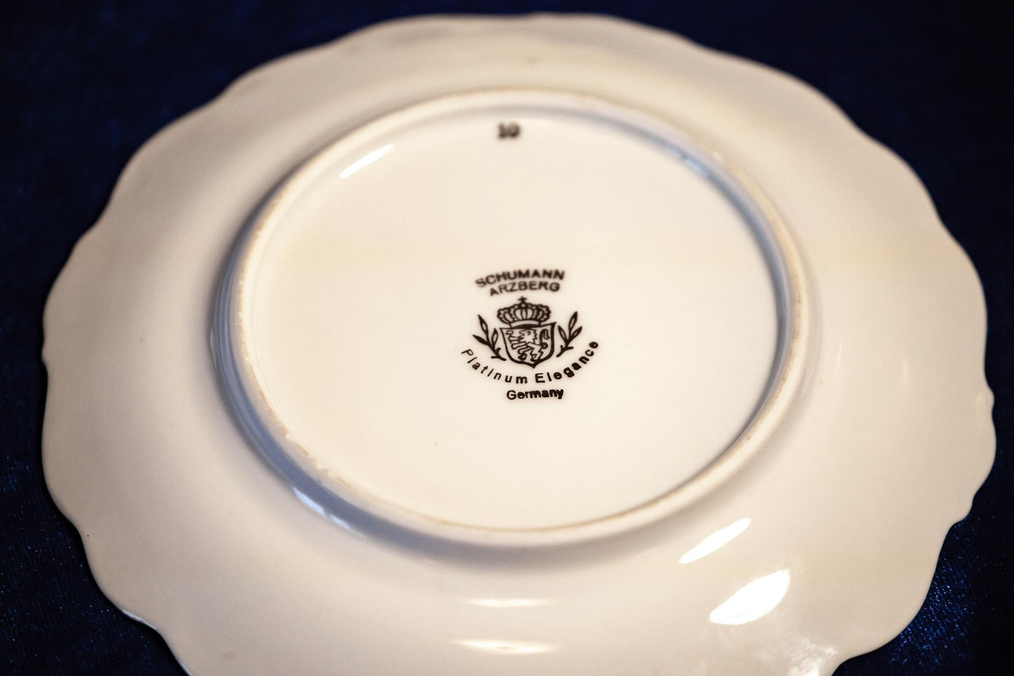 Vintage Schumann Arzberg Platinum Elegance Set of 4 Bread and Butter Plates 6.25 in.