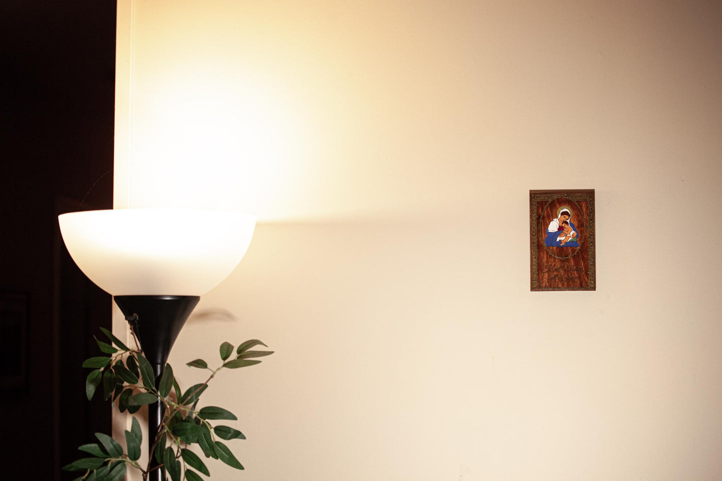 Hand-Colored Hail Mary Madonna and Child Wall Art – 4x6 Engraved Birch Wood Catholic Wall Art – Hand-Colored Marian Art – Made in the USA