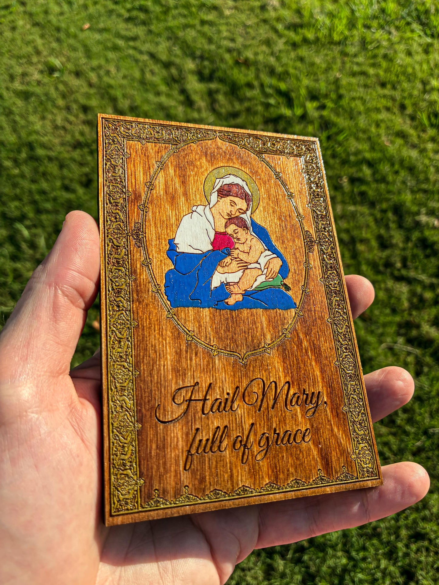 Hand-Colored Hail Mary Madonna and Child Wall Art – 4x6 Engraved Birch Wood Catholic Wall Art – Hand-Colored Marian Art – Made in the USA