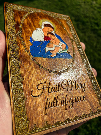 Hand-Colored Hail Mary Madonna and Child Wall Art – 4x6 Engraved Birch Wood Catholic Wall Art – Hand-Colored Marian Art – Made in the USA